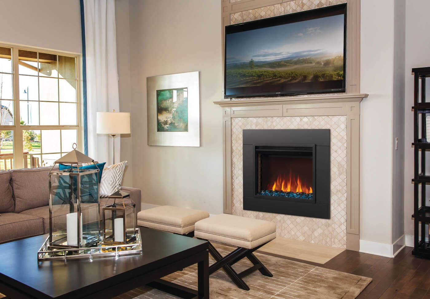 Napoleon Cineview 26 electric fireplace with a four-sided trim in a living room