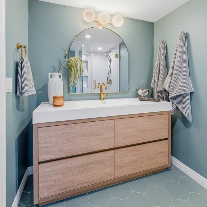 bathroom remodel in Los Angeles, California