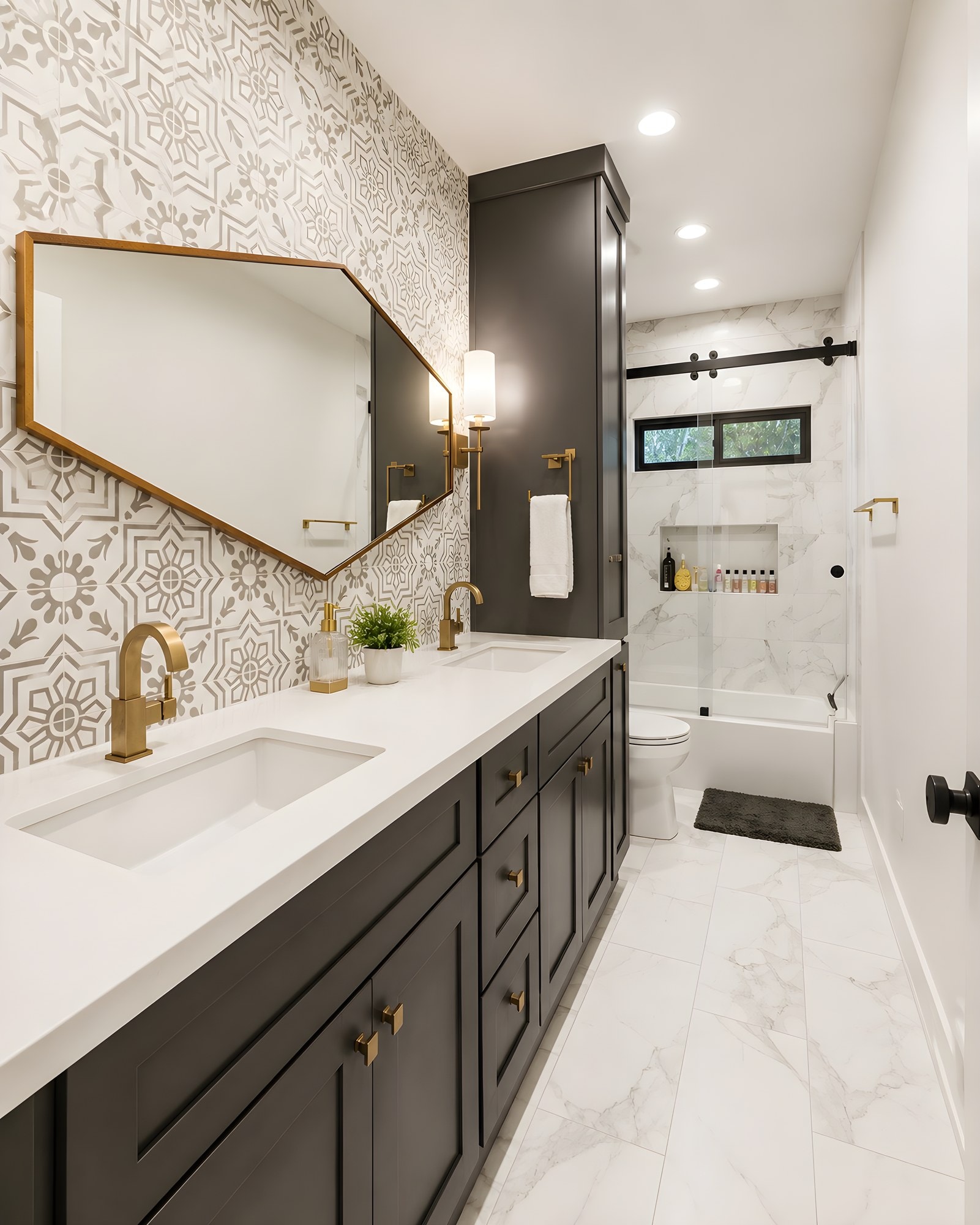 This bathroom gets its impact from contrast and precision — photo 1