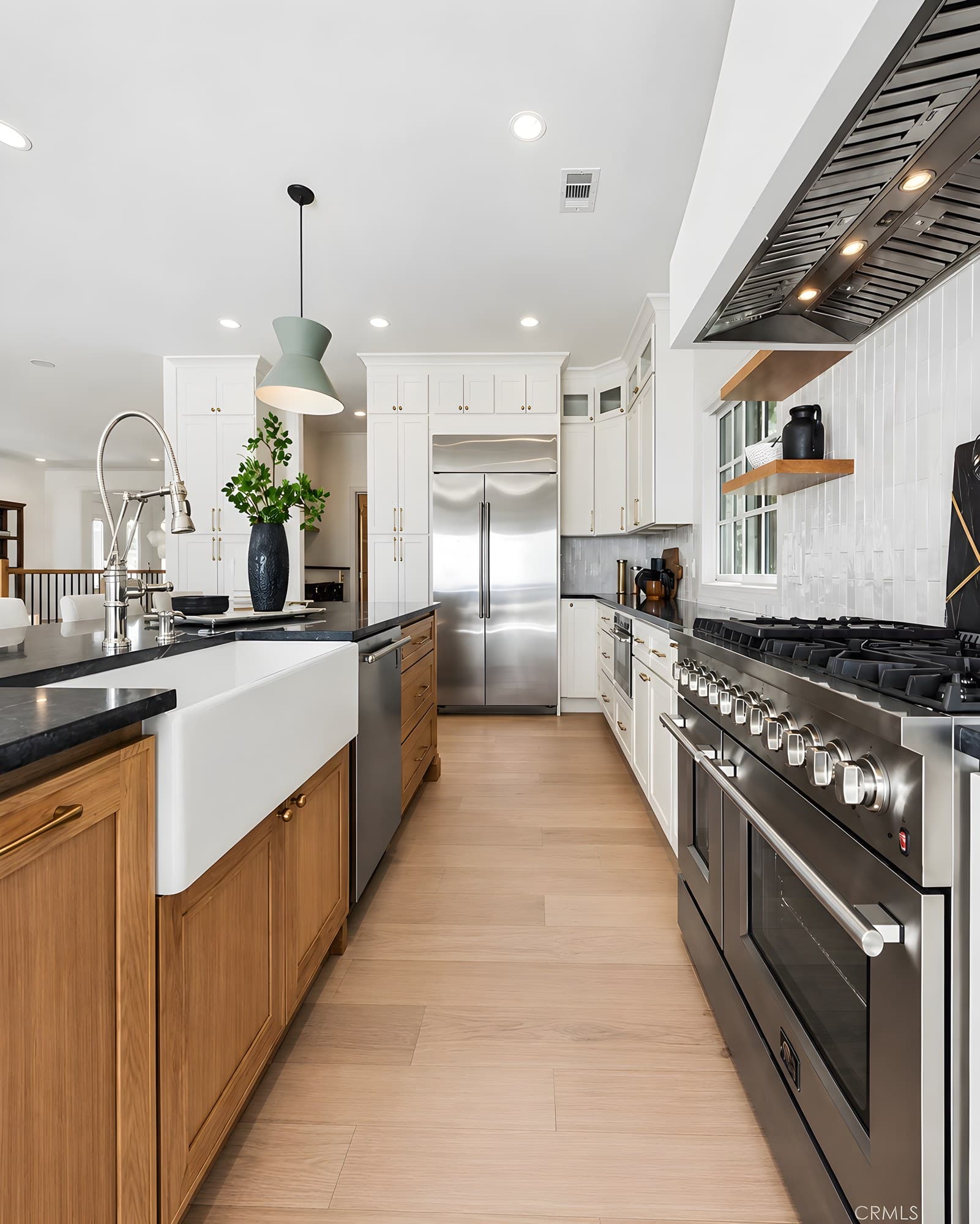 This kitchen is all about scale, restraint, and quiet impact