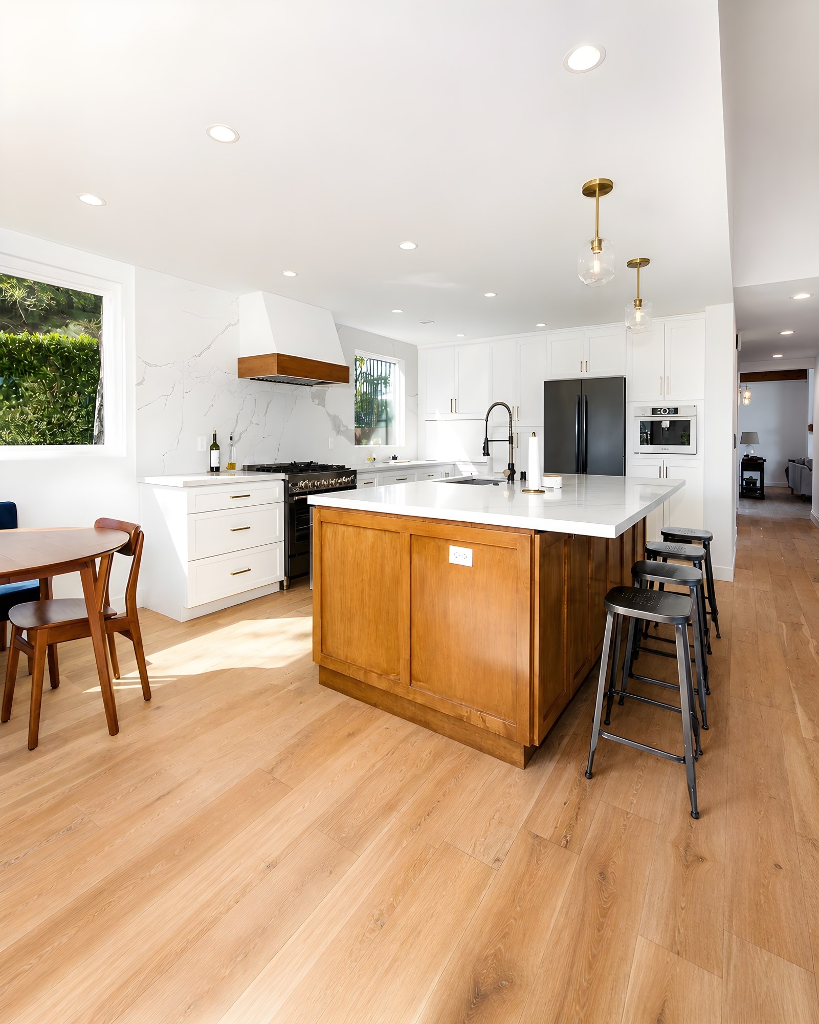 An indoor kitchen composition with polished architectural balance — photo 1