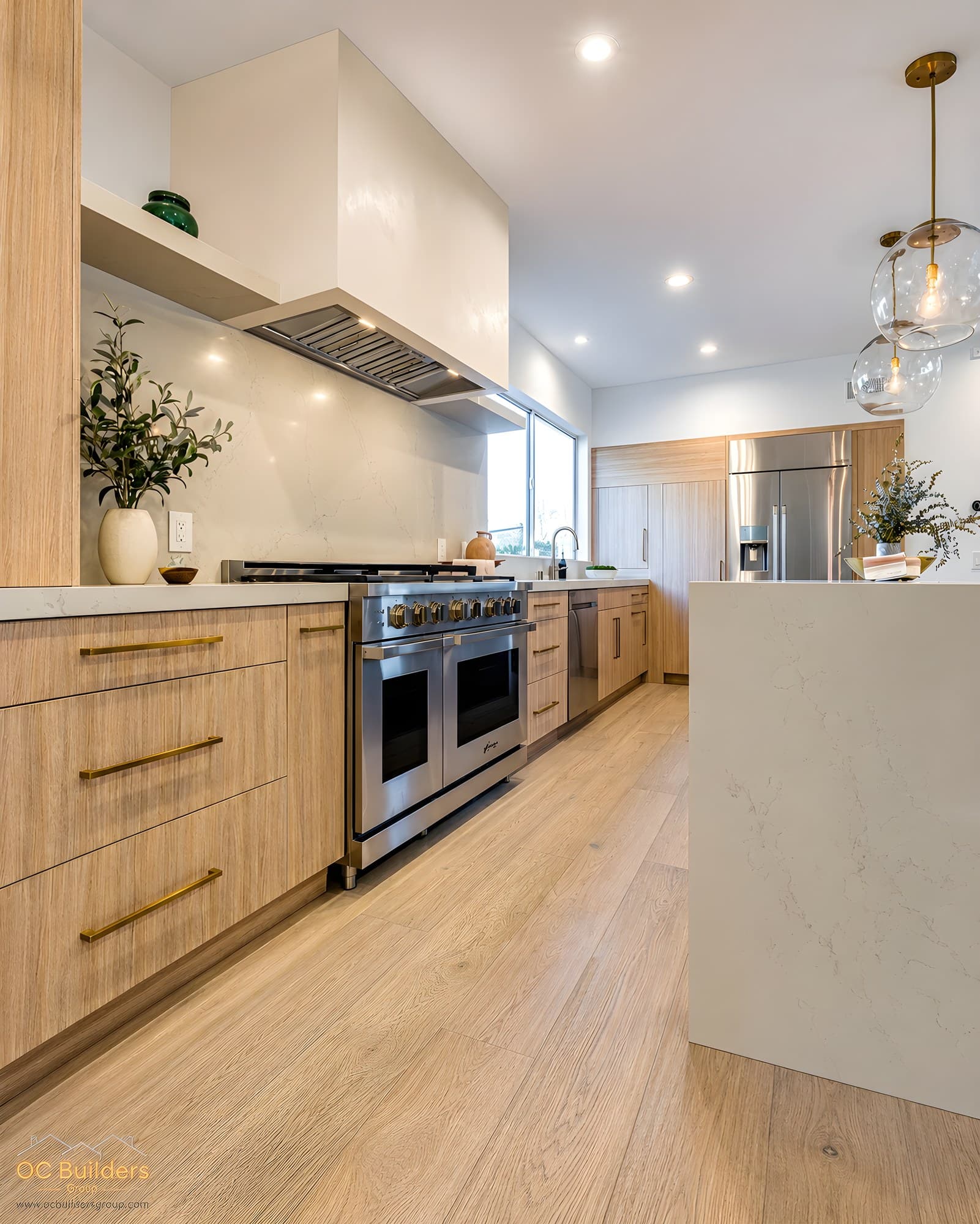 This kitchen balances softness and precision in all the right places