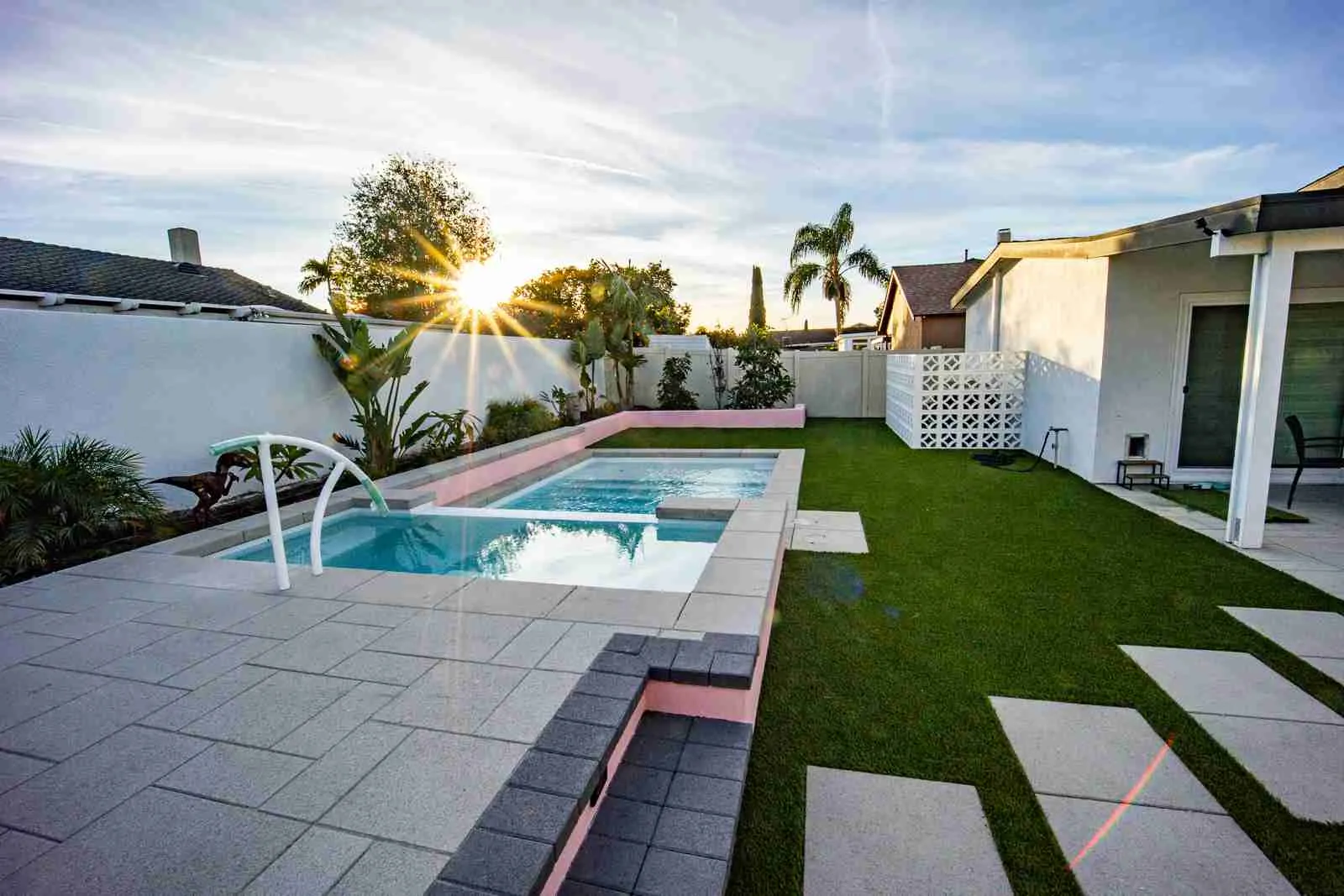 New pool with pavers and artificial turf, La Palma