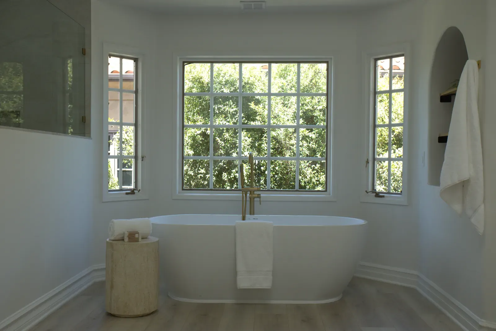 Primary bathroom with a freestanding tub, Laguna Hills