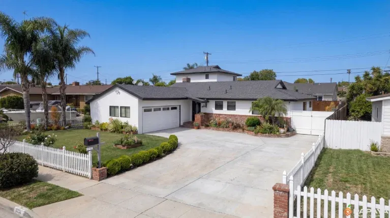 New windows, stucco recoat and shingle roof, Garden Grove
